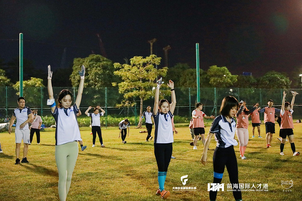 深港联谊丨大湾区金融家俱乐部深秋运动会之腰旗橄榄球友谊赛圆满举行