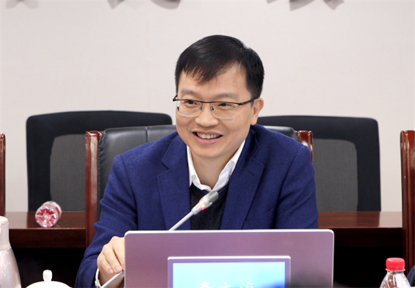 前海金融同业公会秘书长雷振锋参加行业协会作用发挥座谈会