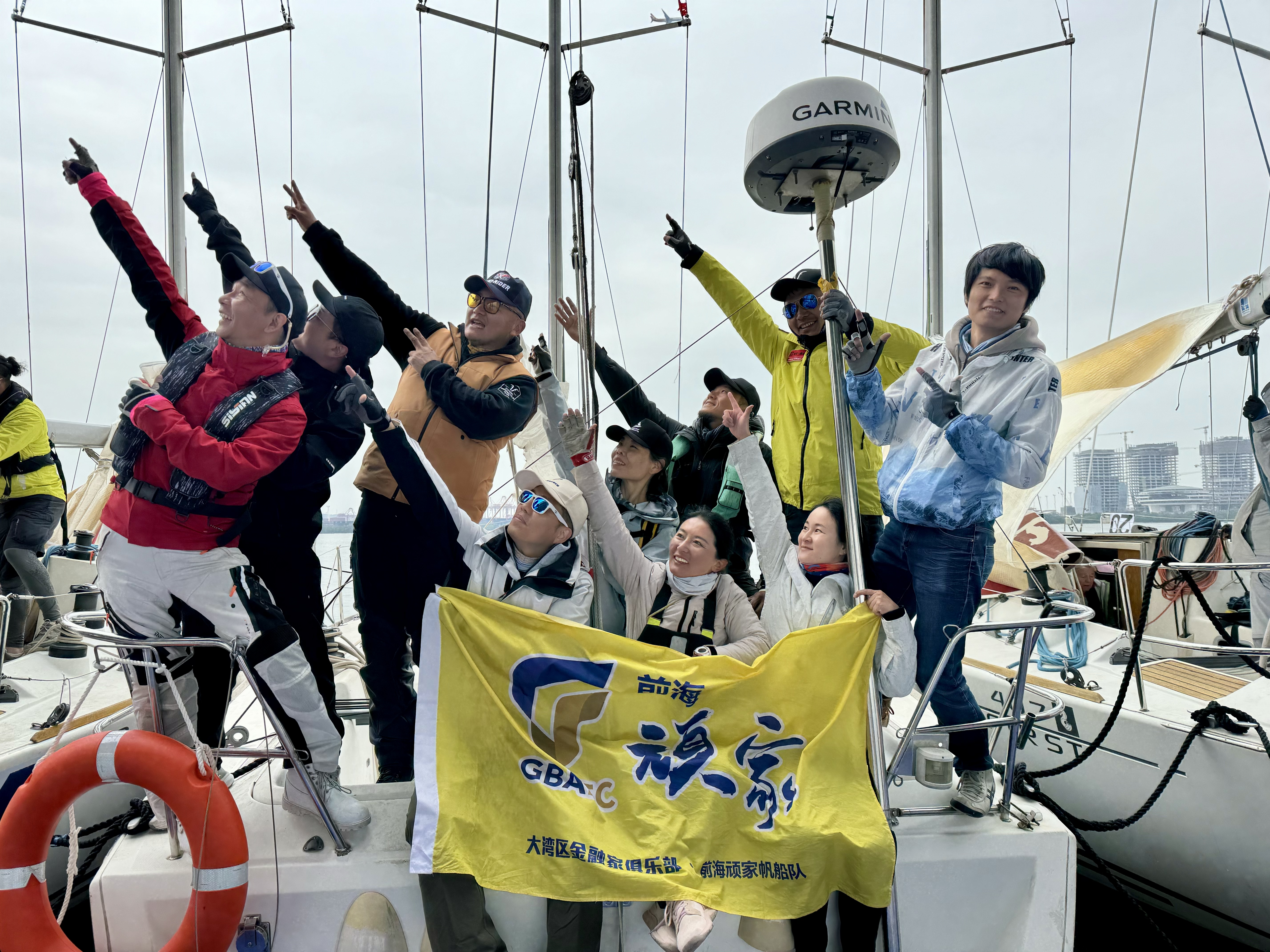 扬帆竞逐前海湾!前海“顽家”帆船队亮相WMRT世界大赛舞台