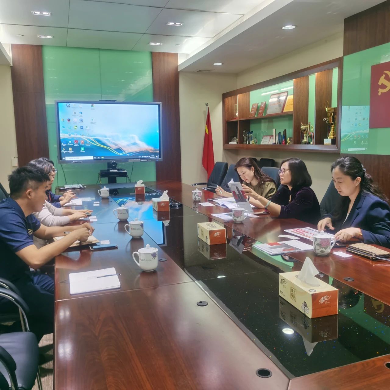 工作动态丨同业公会组织三菱日联银行深圳分行拜访交通银行深圳前海分行、中国银行前海蛇口分行