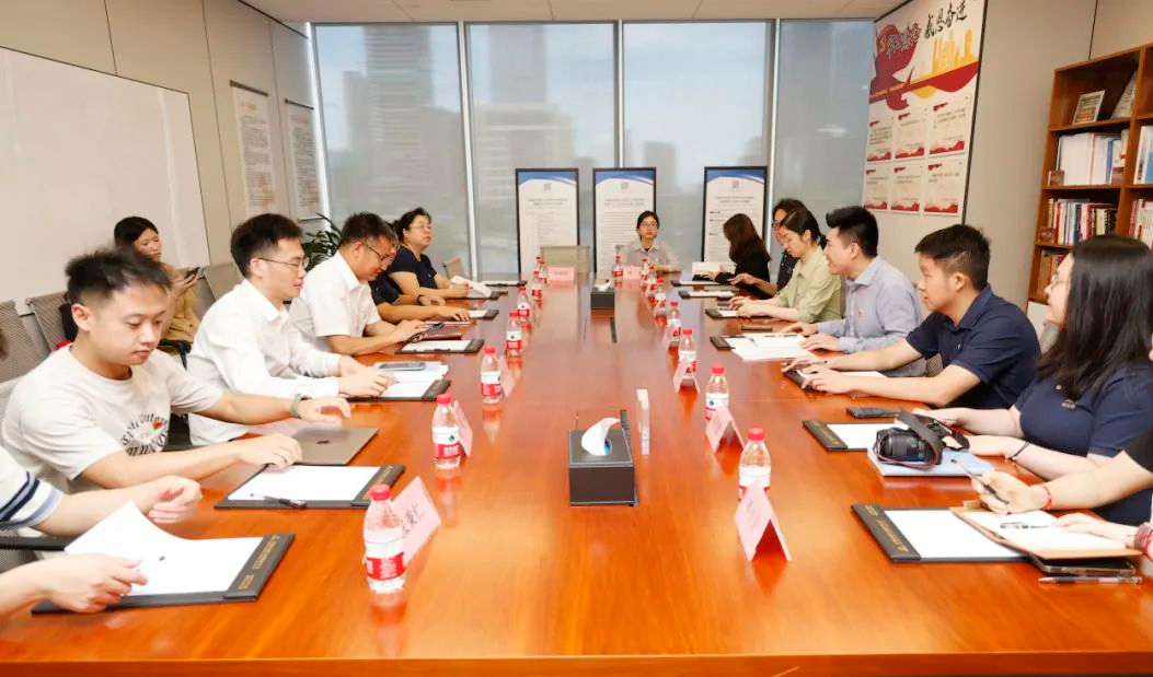 工作动态丨南方报业集团深圳分社、前海管理局组织人事部一行调研公会基层党建工作