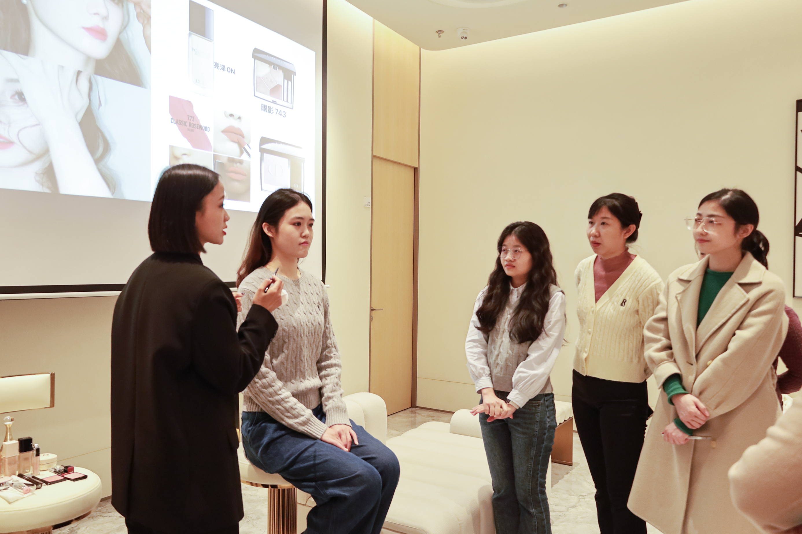 春日美学三部曲 | 前海金融同业公会女神节系列活动圆满落幕